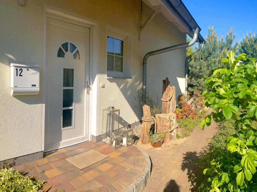 Ferienhaus Klünderberg in Binz - F670 mit Kamin, Terrasse, Strandkorb room 1